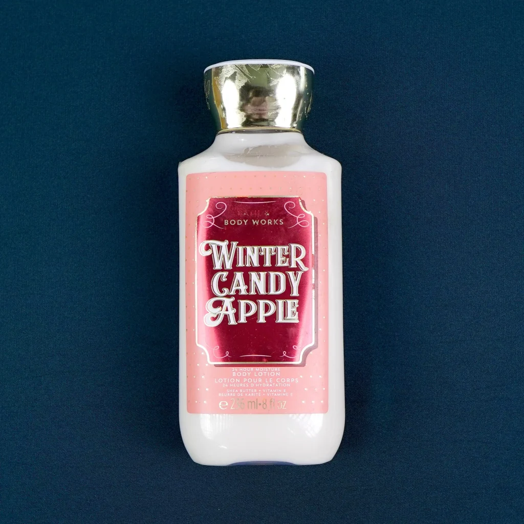 Bath & Body Works Body Lotion Shea Butter + Vitamin e – Winter Candy Apple – 236ML