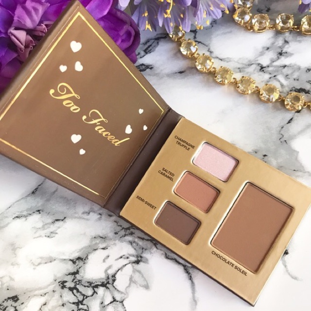 Too Faced Cosmetics Mini Chocolate Bar – 2.7g