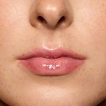FB789762-GLOBAL_LIP_INFOGRAPHICS_GLOSS-BOMB-ICE_1200x1500_Shade-Grid