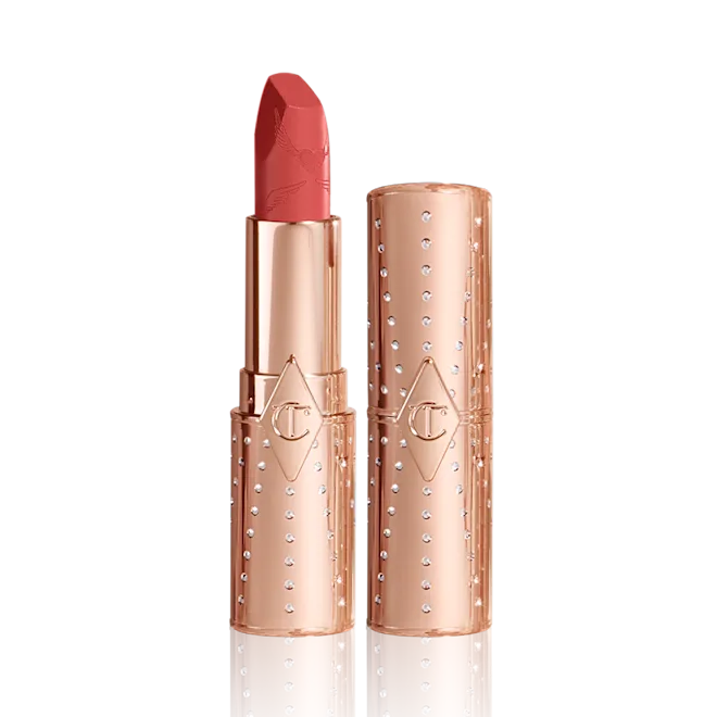 Charlotte Tilbury Matte Revolution Luminous Modern – Matte Long Lasting Lipstic – Mrs Kisses – Full Size