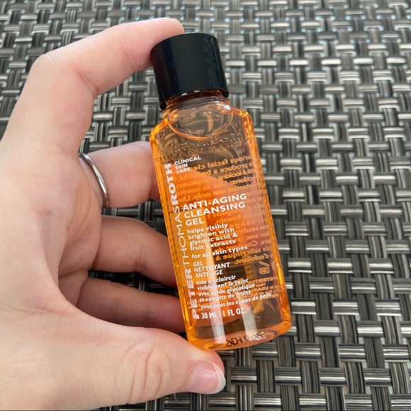 Peter Thomas Roth Anti Aging Cleansing Gel – 30ml