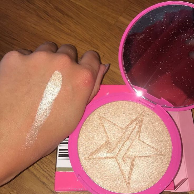 Jeffree Star Cosmetics Skin Frost highlighter – Sarcophagus