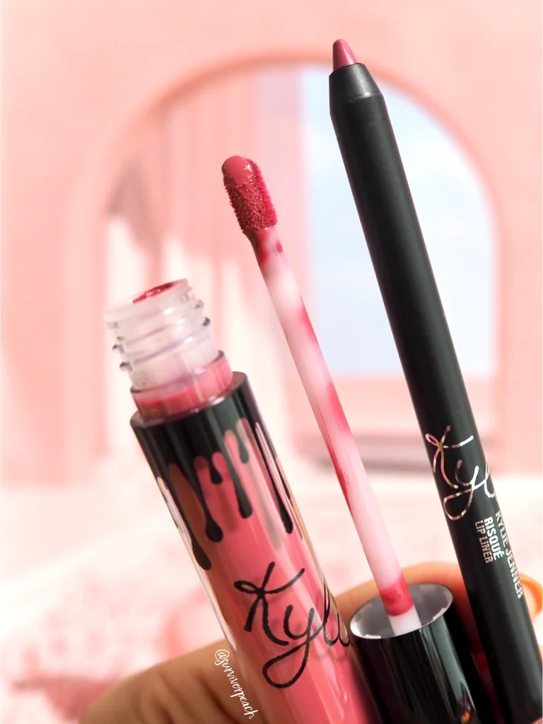 KYLIE Jenner Matte Lequid Lipstick – Risque – 3.25g