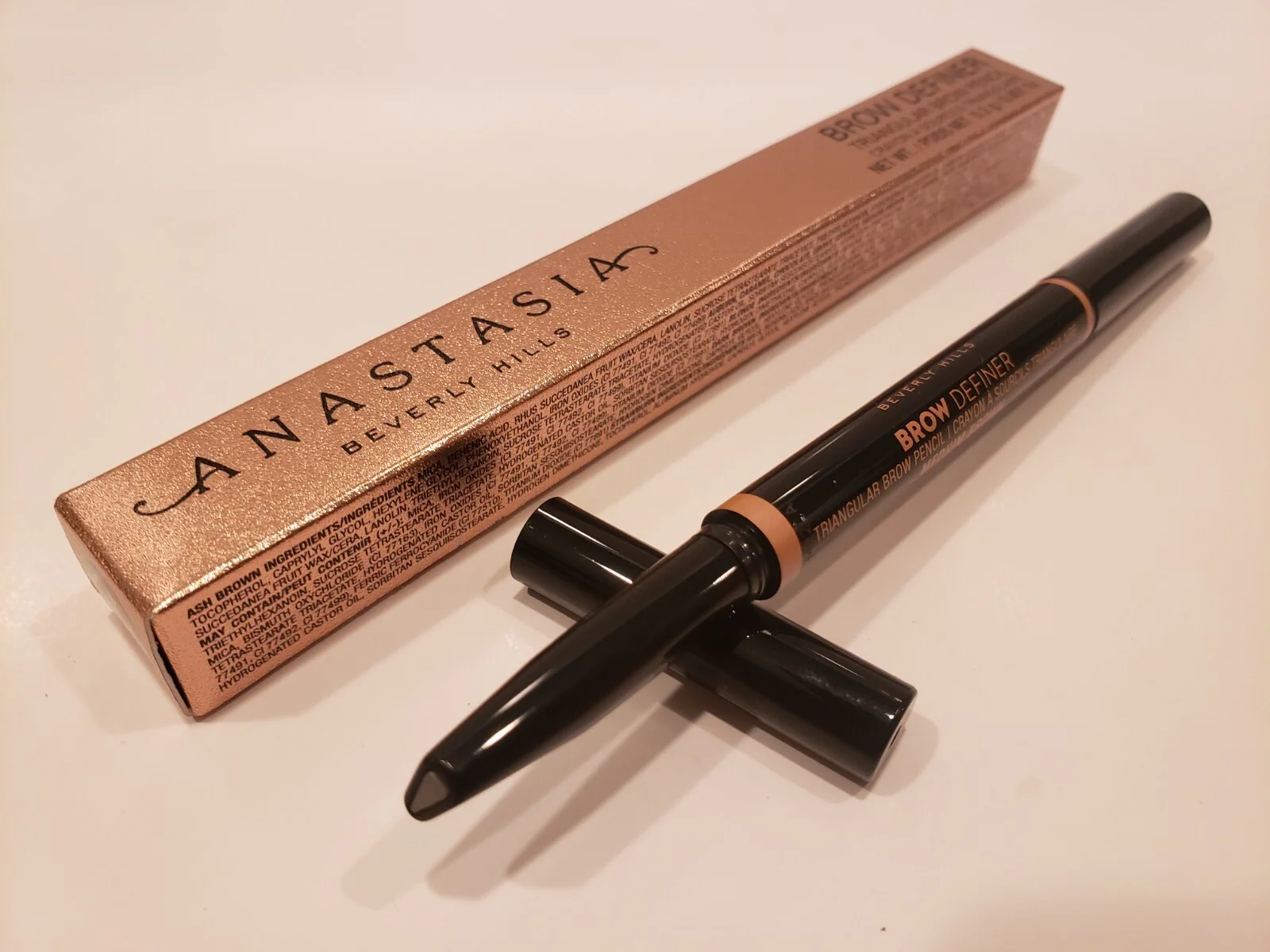 Anastasia BROW DEFINER - 0.1G - Medium Brown - Image 5