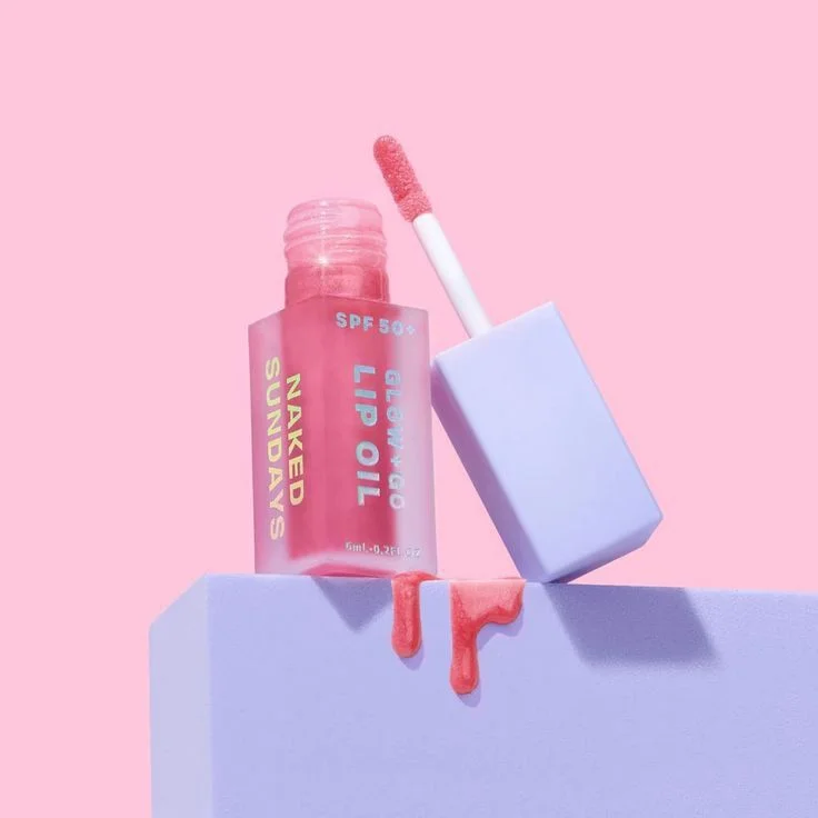 HudaBeauty Silk Balm Hydrating and Nourishing Lip Balm - Burning Cherry - 1.9ml - Image 4