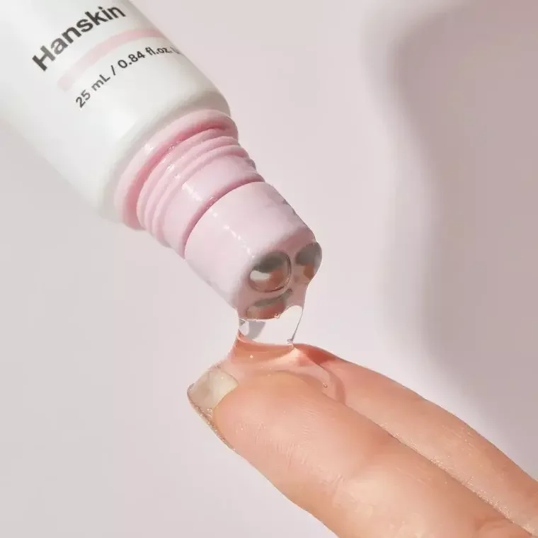 Hanskin Hyaluron Eye Serum - Real Complexion - 25ml - Image 4