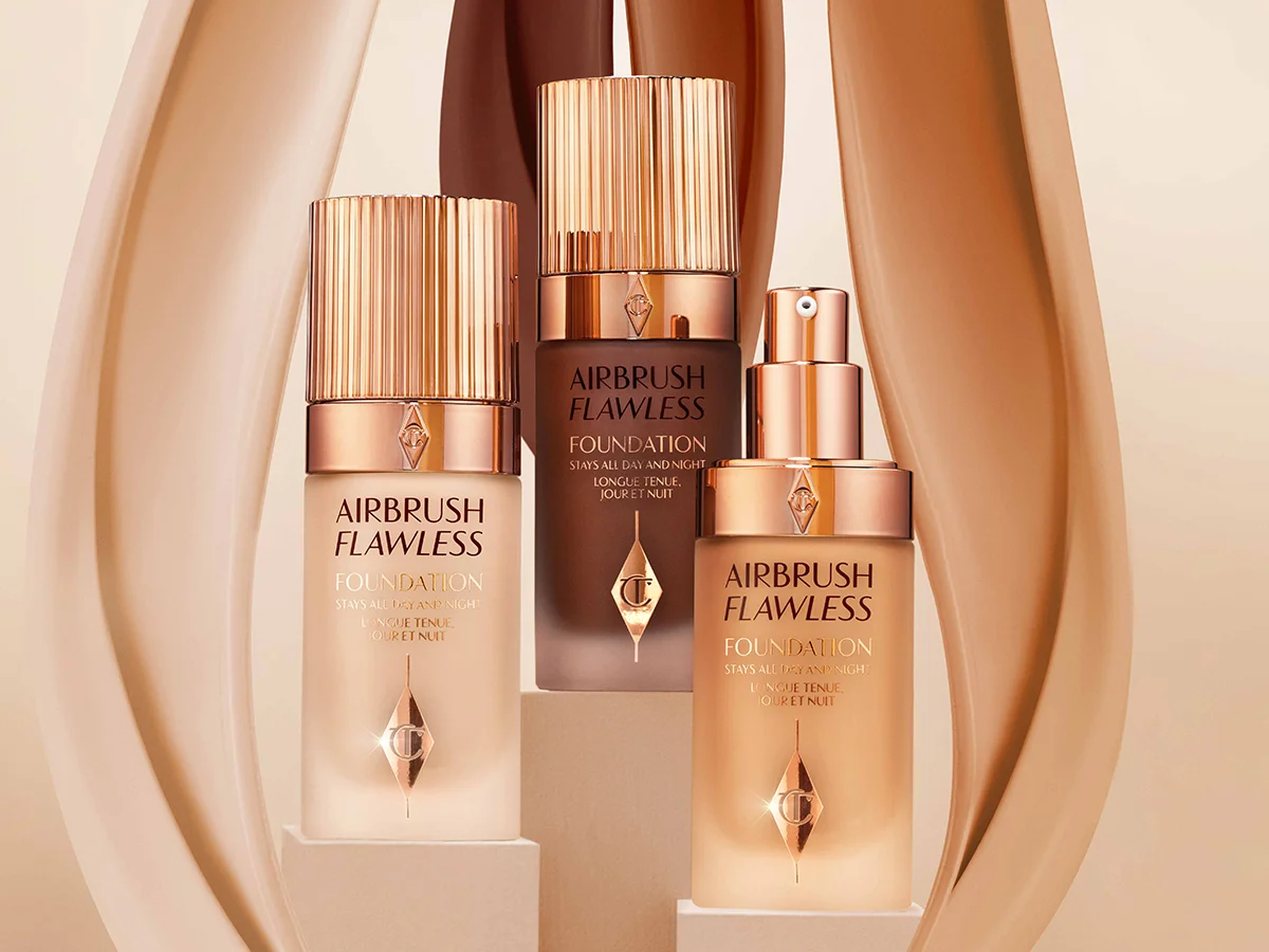 Charlotte tilbury Airbrush Flawless Foundation - 7 Warm - 30ml - Image 4