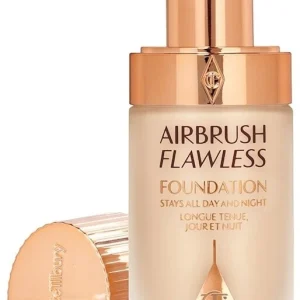 Charlotte tilbury Airbrush Flawless Foundation - 4 Neutral - 30ml