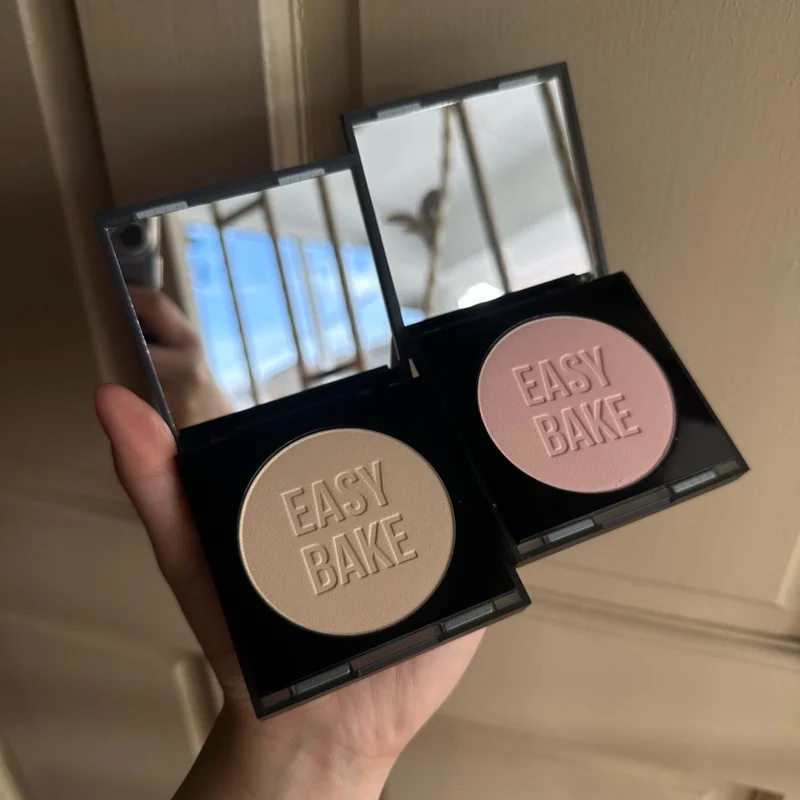 Huda Beauty Easy Bake and Snatch Pressed Brightening and Setting Powder - 8.5g - Cupcake - Image 4