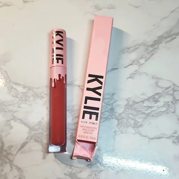 KYLIE Jenner Matte Lequid Lipstick - Wish You Wehe Here - 3.25g - Image 3