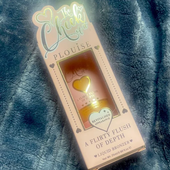 P. Louise The Cheek Of It Liquid Bronzer - Cookie Cup - 25ml - Image 3