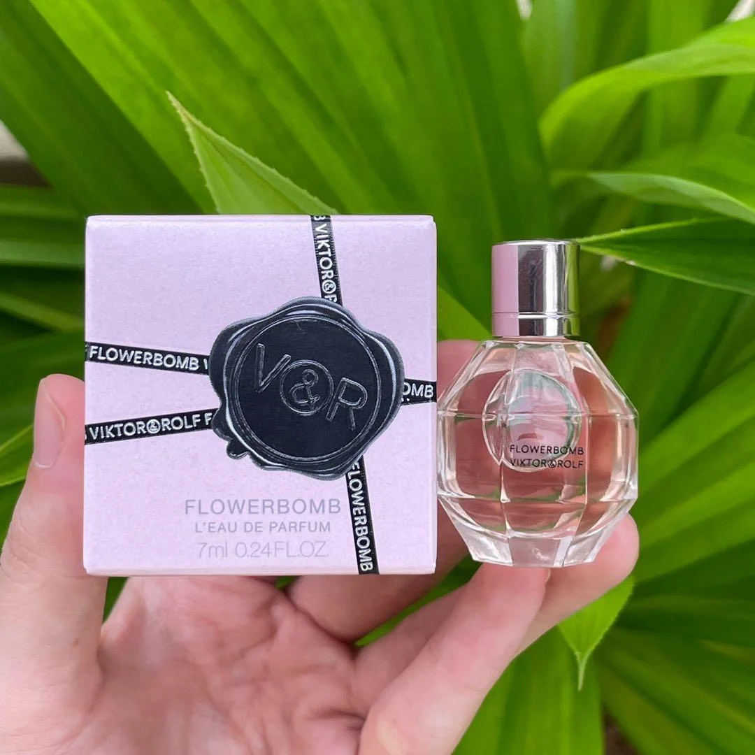 Viktor & Rolf Flowerbomb EAU De Parfum - 7ml - Image 3