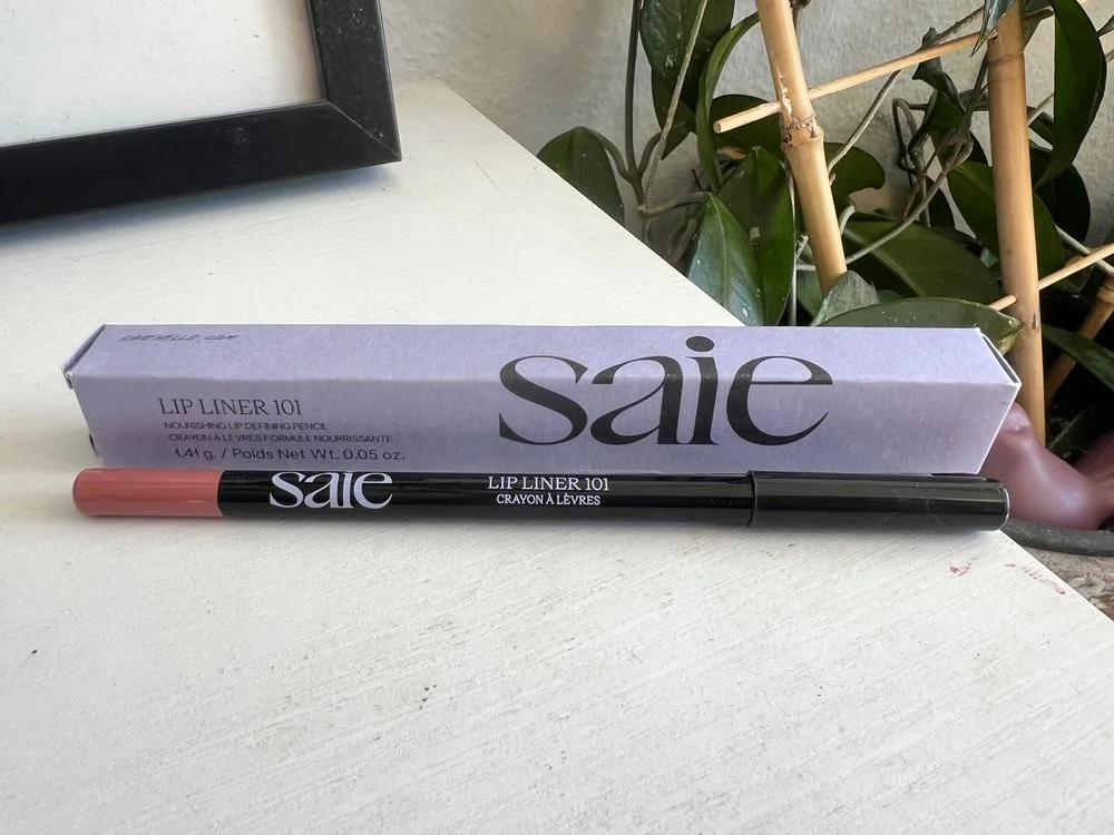 Saie Lip Linner 101 - Twist