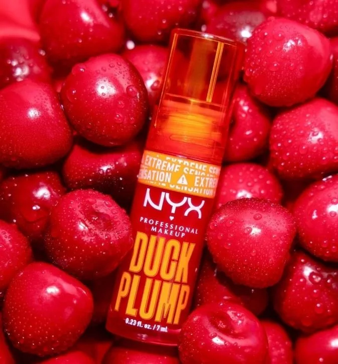 NYX Duck Plump High Pigment Plumping Lip Gloss - CHERRY SPICE - 7ml - Image 2