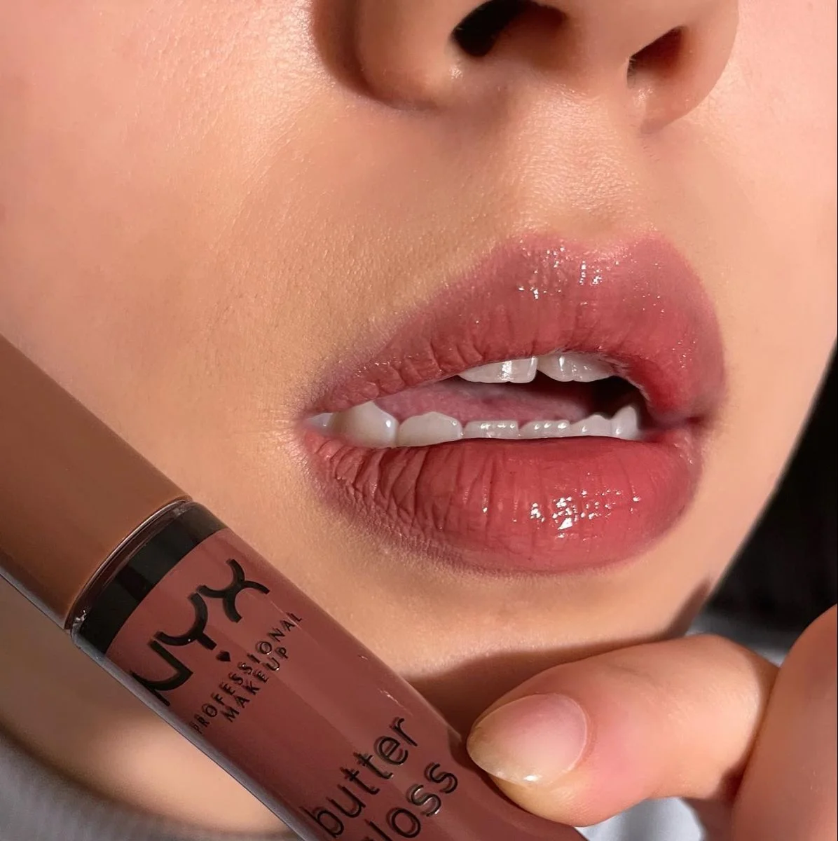NYX Butter Gloss Creamy Lip Gloss - Ginger Snap - 8ml