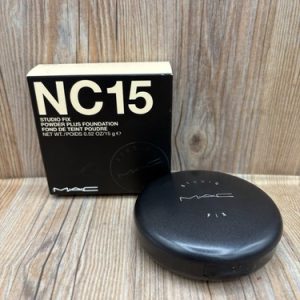 MAC STUDIO FIX POWDER PLUS FOUNDATION - NC 15 - 12g