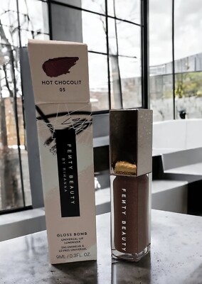 Fenty Beauty Gloss Bomb Heat Universal Lip Luminizer +Plumper - Hot Chocolit Heat04-9ml