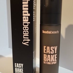 Huda Beauty Easy Bake Setting Spray With 16 Hour Wear -100ml
